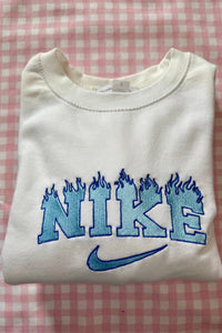 White Vintage Style Sweatshirt