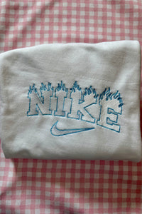 White Vintage Style Sweatshirt